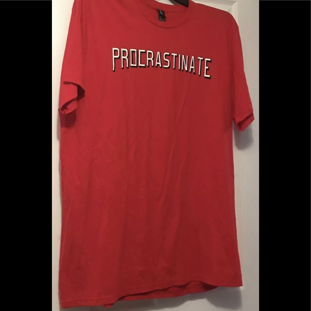 PROCRASTINATE Tee Shirt Size 2X Red NEW!